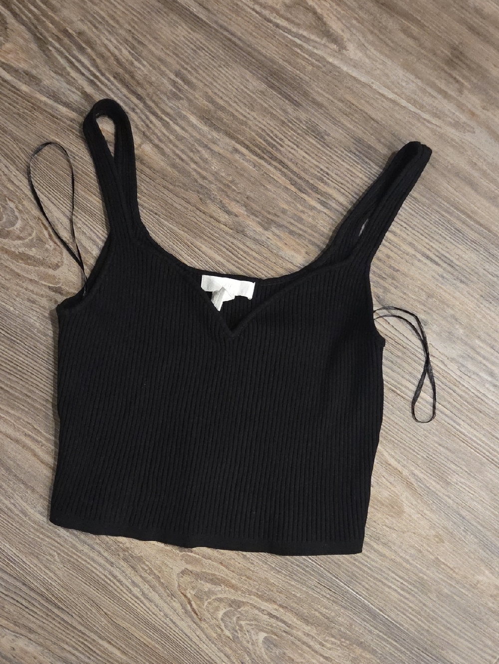H&M Black Ribbed V-Neck Crop Top